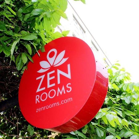 Zen Rooms Legian Werkudara Seminyak  Exterior photo